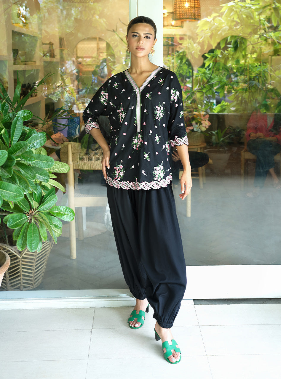 Retail Price: 19,500/-PKR