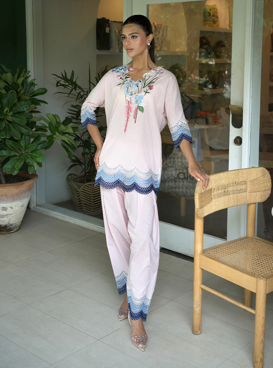 Retail Price: 19,500/-PKR