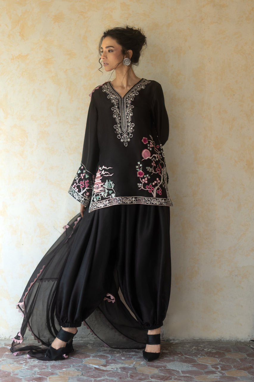 Retail Price: 93,000/-PKR